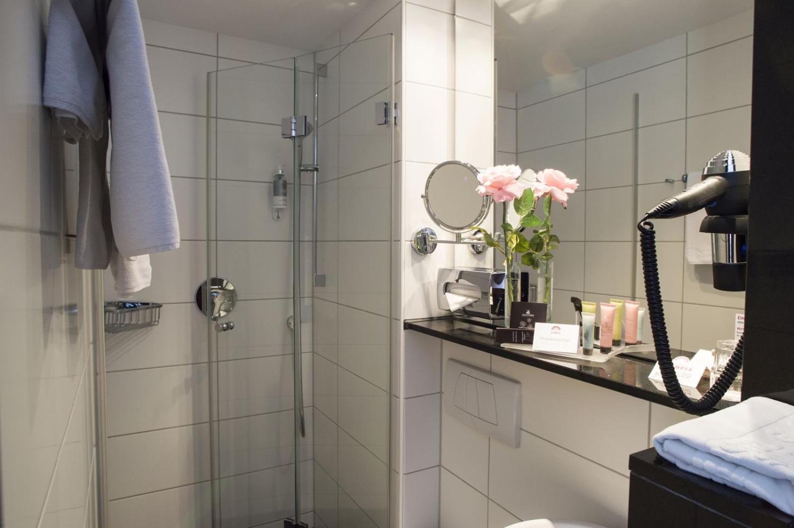 Hotel Gloria Superior Stuttgart Extérieur photo
