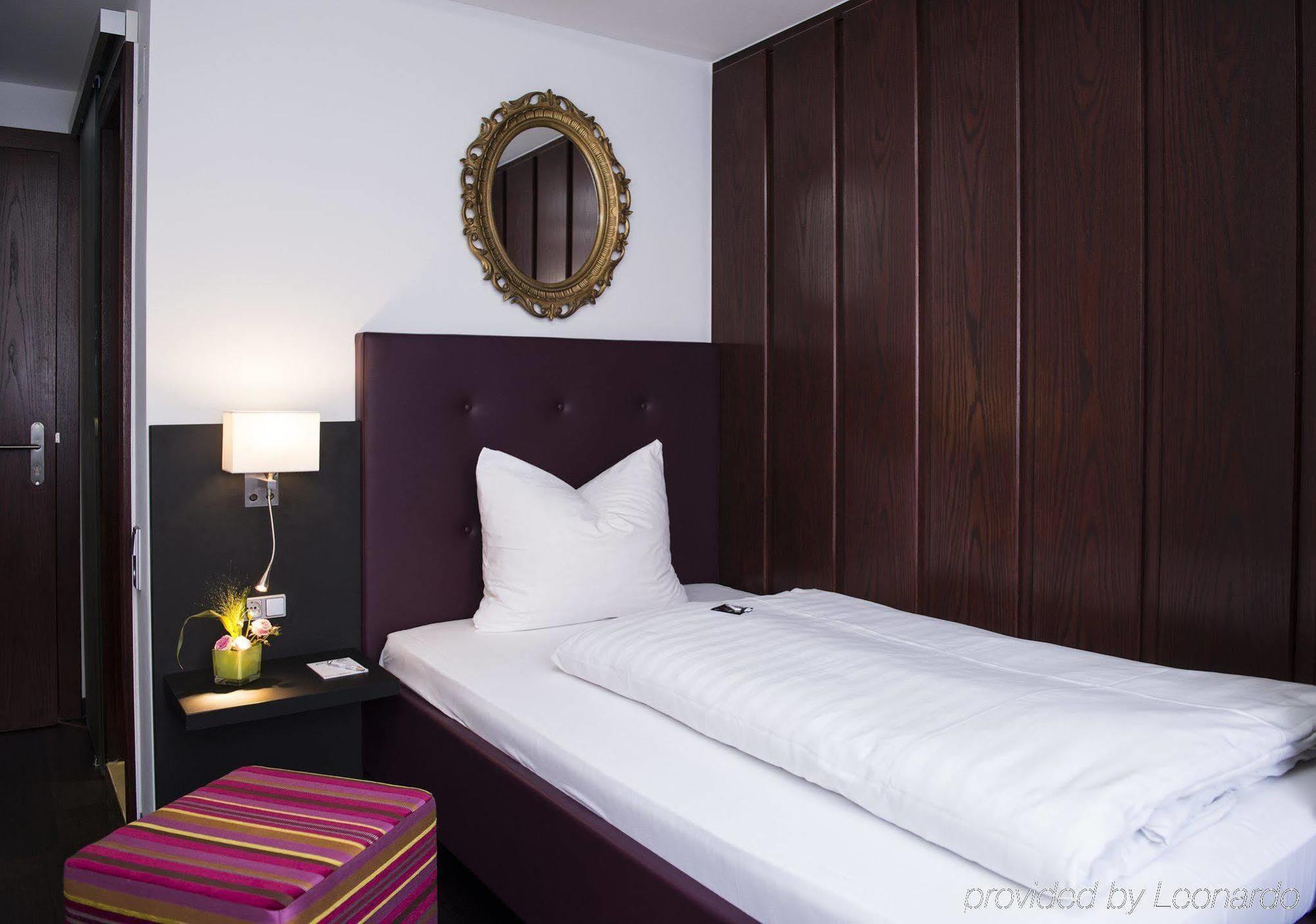 Hotel Gloria Superior Stuttgart Extérieur photo