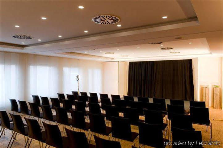 Hotel Gloria Superior Stuttgart Extérieur photo